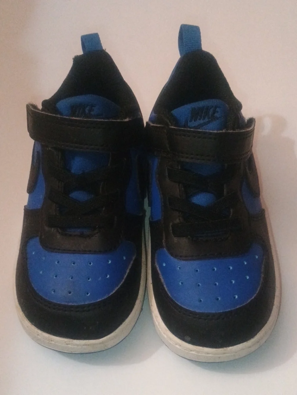 Nike Kids Blue and Black Velcro Strap Sneakers